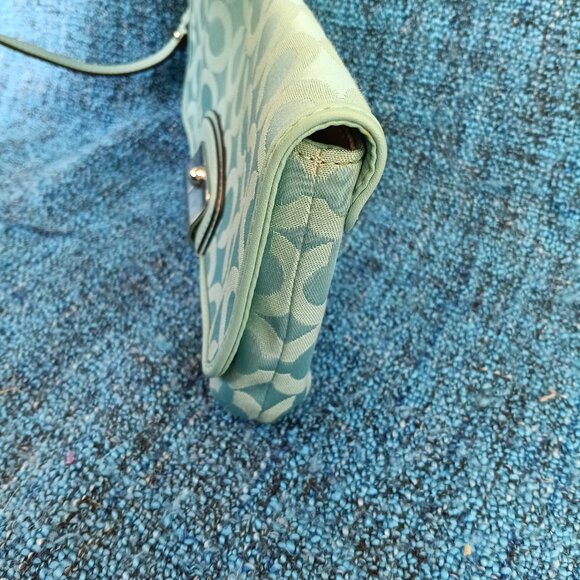 Coach Clutch, Blue, Kristen Signature OP Art Wristlet - Picture 13 of 14